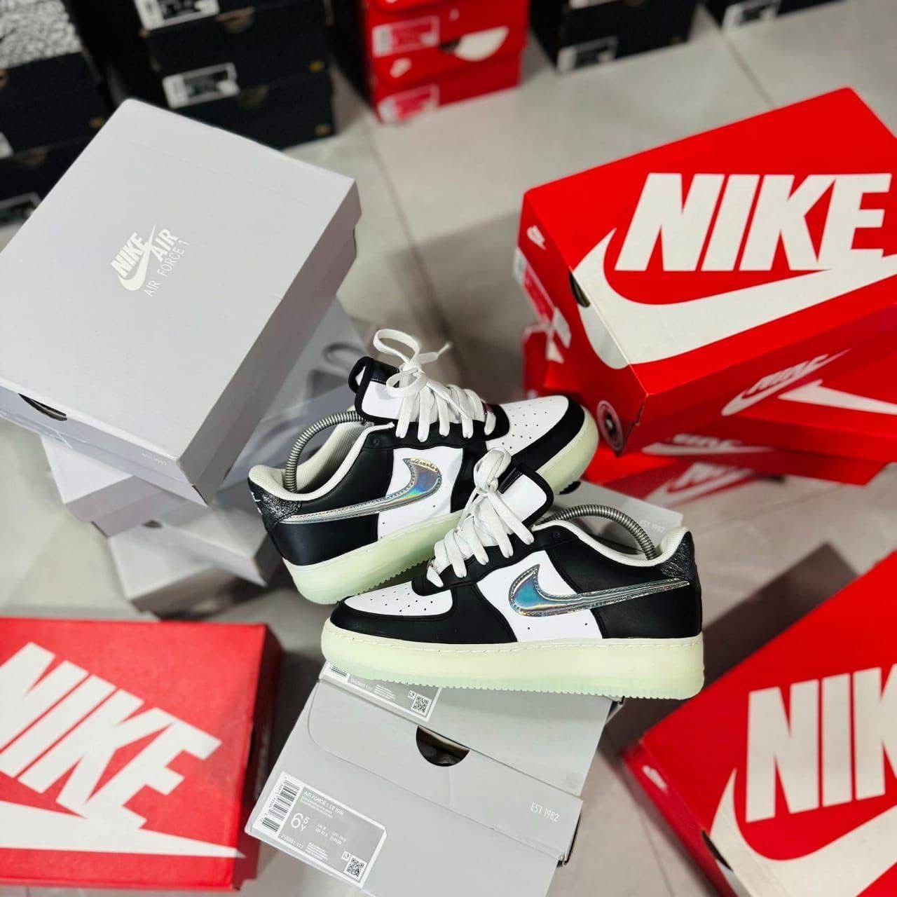 Nike1